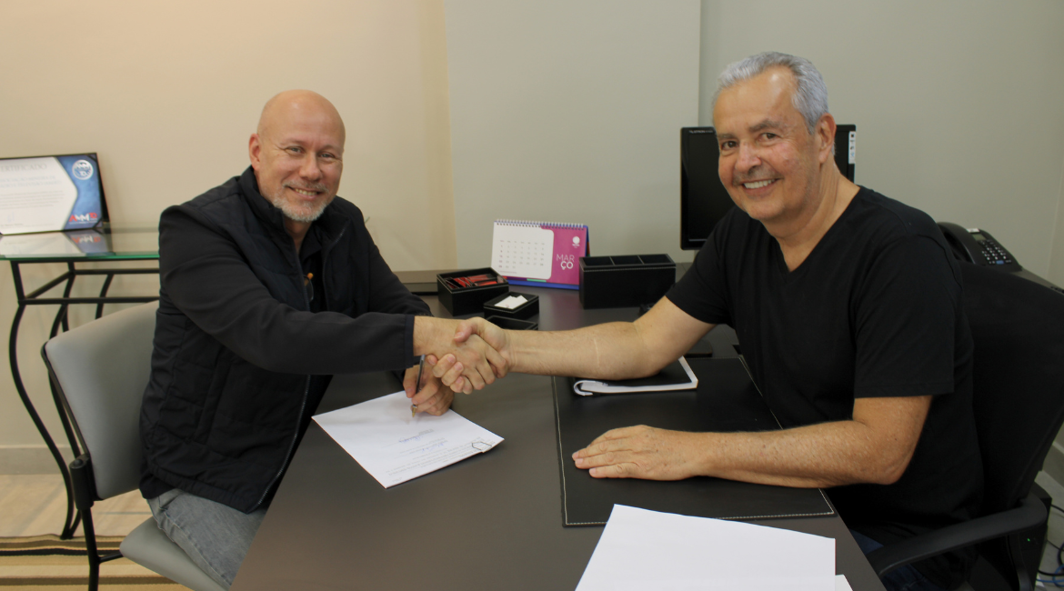 AMIRT firma parceria para veiculação estadual do programa “AutoPapo com Boris Feldman”